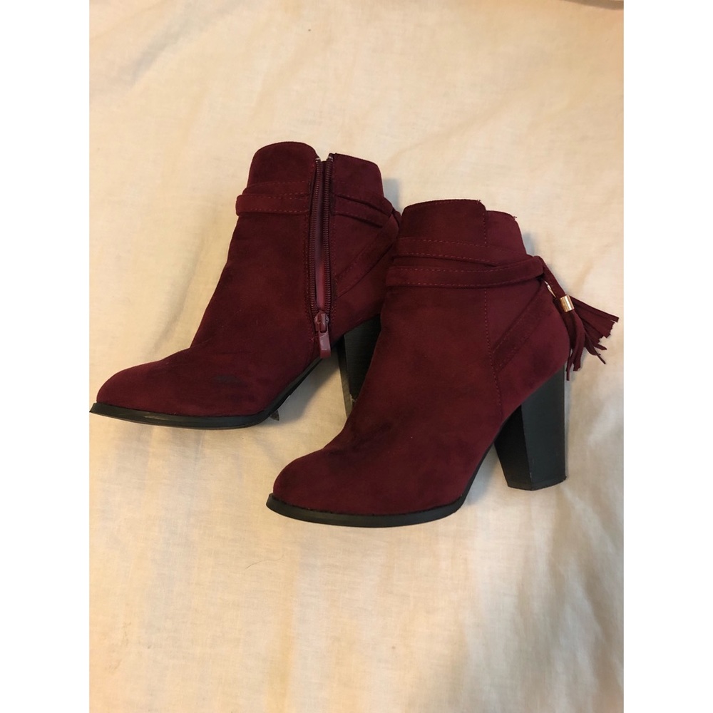 SALE! Maroon booties